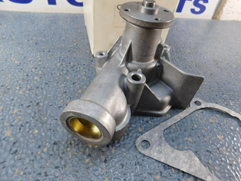 Dodge Colt Plymouth Champ 1400 J Bomba de agua de tracción delantera 1979-1980 Foto 2 de 4