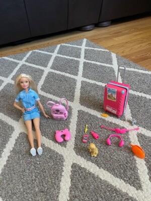 Barbie Dreamhouse Adventures Travel Doll & 10+ Accessories