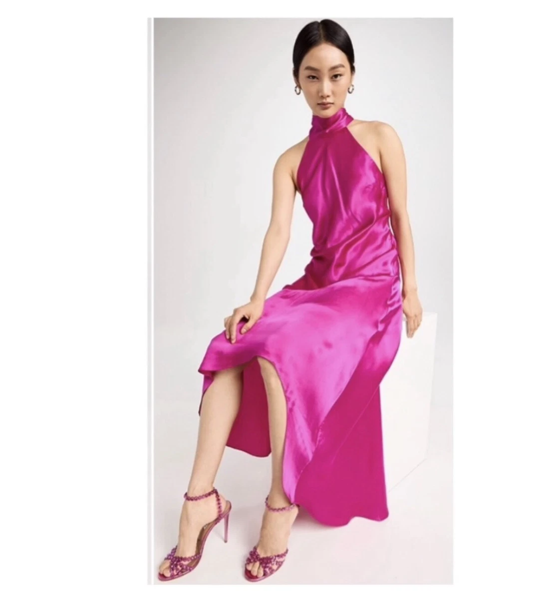 Tie neck halter clearance dress