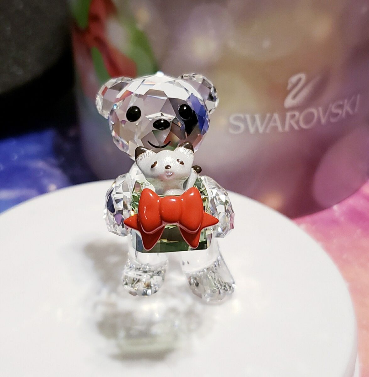 Swarovski Kris Bear Christmas 2014 Crystal Figurine Swarovski Kris Bear Christmas 2014 Crystal Figurine