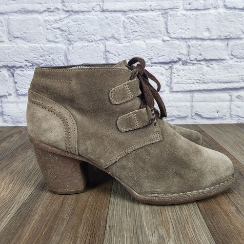9.5 Carleta Lyon Khaki Suede Lace 