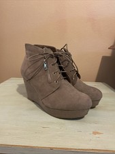 JustFab Ofelia Wedge Booties Sz 10