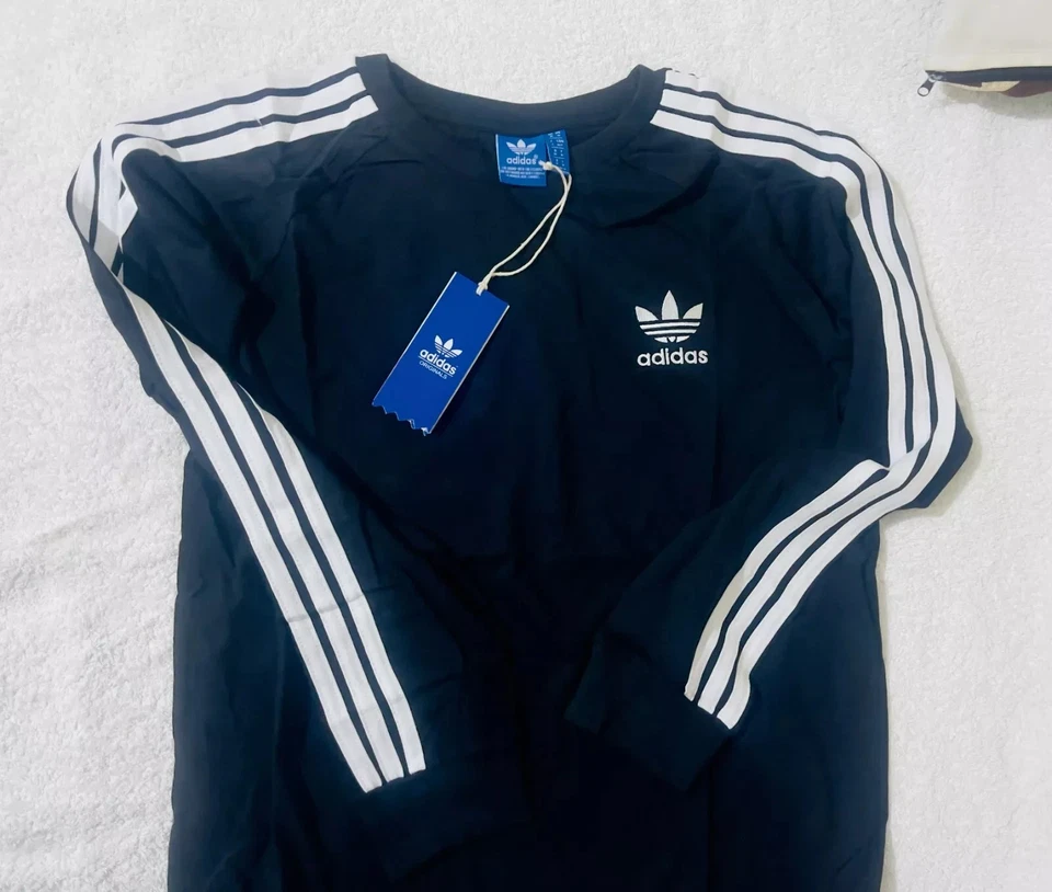 MEN'S ADIDAS ORIGINALS LONG SLEEVE THREE STRIPE T-SHIRT L, XL @ SALE - Imagem 4 de 4