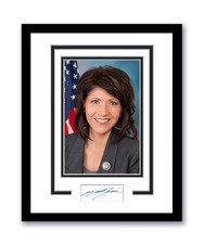 Kristi Noem Autographed Signed 11x14 Framed Photo Gov. South Dakota ICE DHS ACOA