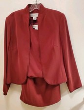 Burgundy 3pc Jones New York Suit Skirt, Blazer, and Top Sz 10P