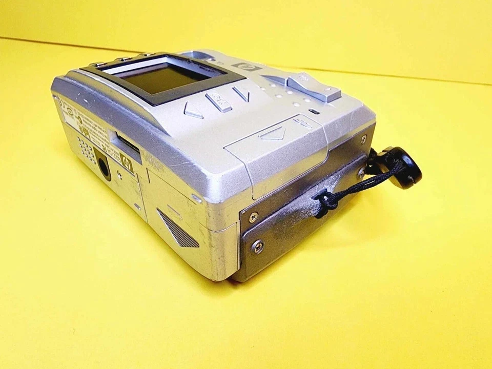 HP PHOTOSMART 735 DIGITAL CAMERA 3.2 MP 15X ZOOM SILVER AUTOFOCUS COMPACT HANDY - Image 4 of 4