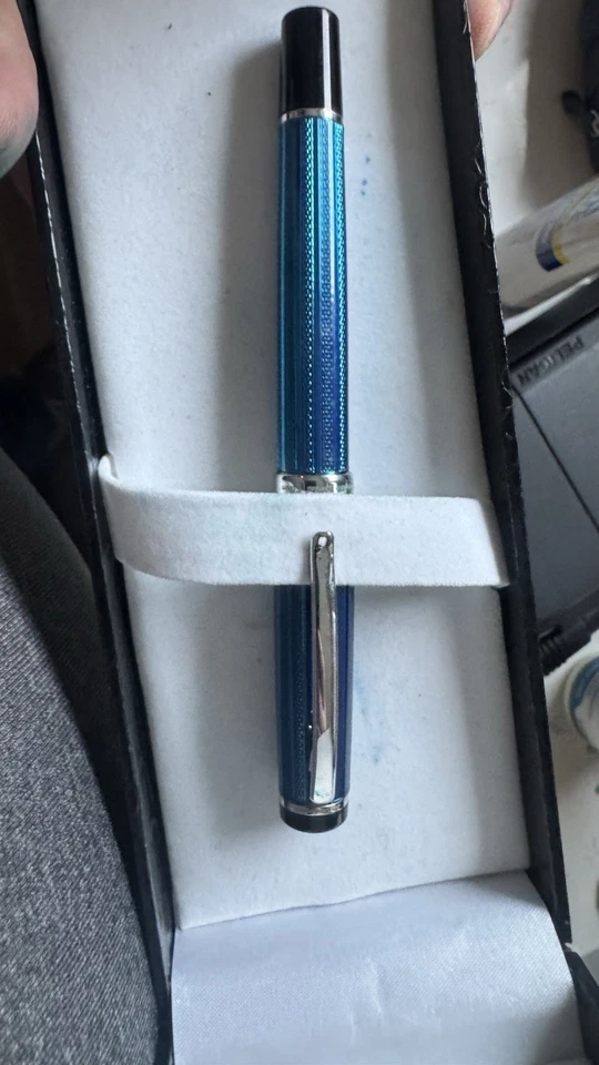 Pluma Estilográfica Edición Limitada 2016 N533 Xezo Azul Incógnito, F Nuevo en Caja Platino Foto 3 de 4