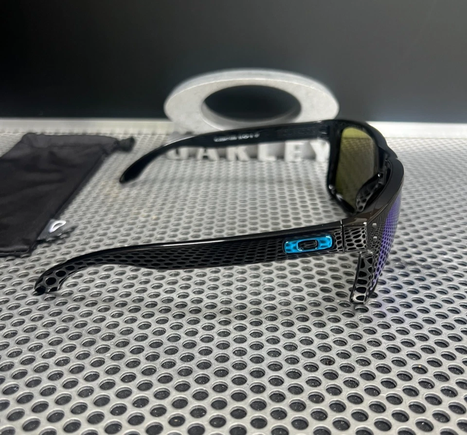 Oakley Holbrook XL, photo 3 of 5