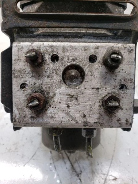 Anti-Lock Brake Part Assembly Fits 00-05 SATURN L SERIES 752275 - Image 2 of 4