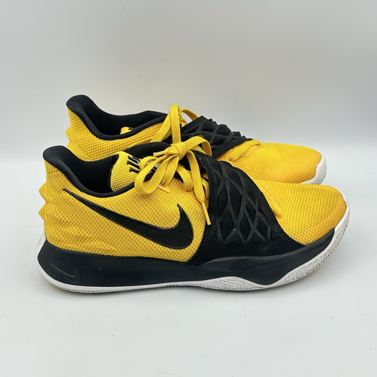 Basketball Sneakers Yellow Kyrie Sneakers Youth Nike Men's Kyrie
