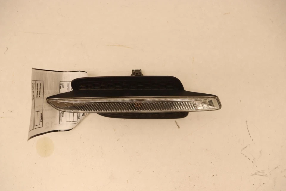 Pontiac G8 2008-2009 guardabarros delantero izquierdo marcador luz intermitente lámpara OEM Foto 3 de 4