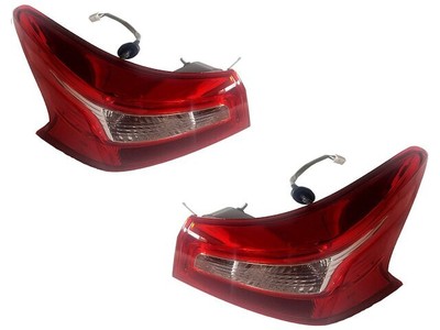 Outer Tail Light Assembly Set For 16-19 Nissan Sentra SV FE+S Exclusive S DD78K9