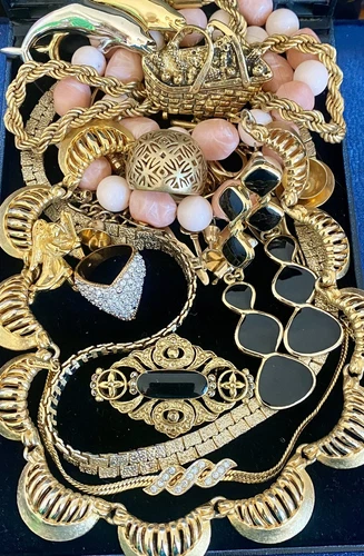 Vintage Estate Costume Jewelry Lot! MONET, CORO and more!