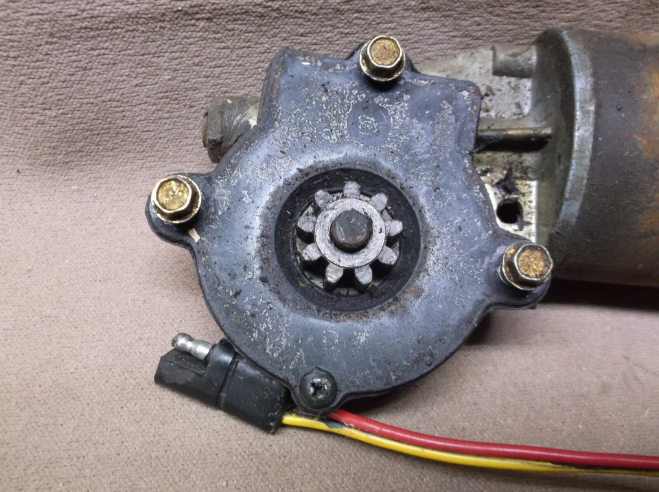 Ford Mustang 1969 70 1972 1973 Mercury Cougar XR-7 puerta izquierda motor ventana eléctrica Foto 2 de 4