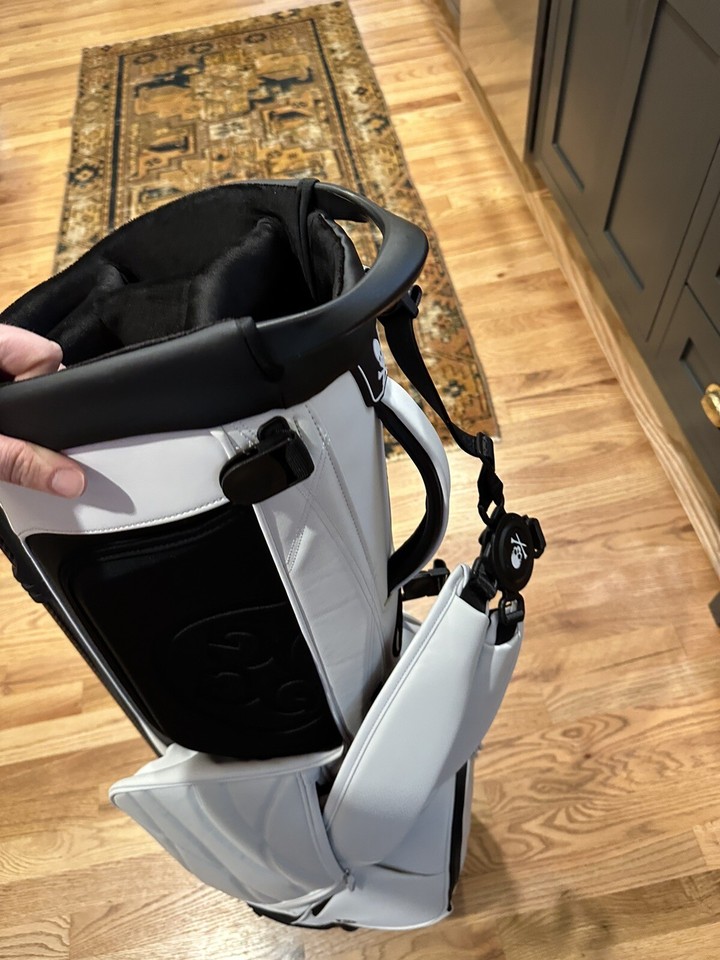 Gfore Transportor White Golf Bag | eBay