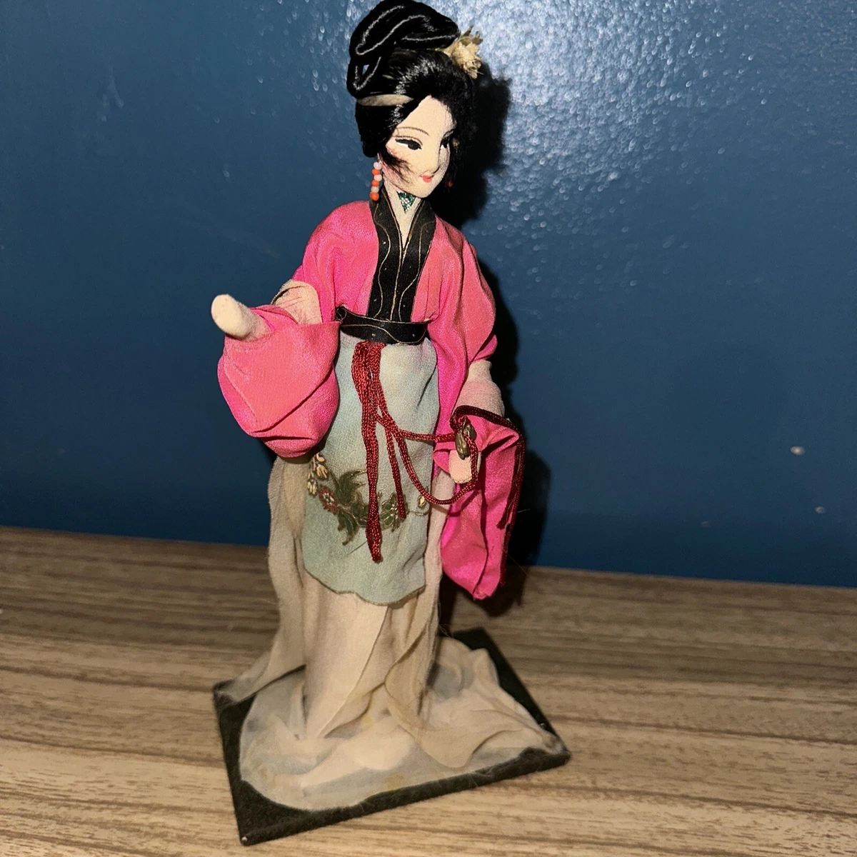 Korean dolls sales traditional dress