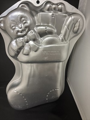 Vintage Wilton Cake Pan 1999 CHRISTMAS STOCKING W/ Gifts 2105-2040- Never Used!