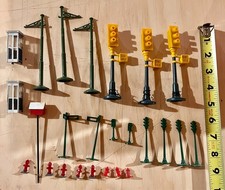 Mixed Lot of Model Railroad Layout Accessories - Lot of 25