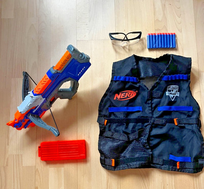 Nerf N-Strike Elite Crossbolt Set mit Weste & Schutzbrille