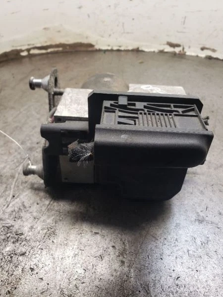 ABS Brake Pump Control Module Fits 2000-2002 Mercedes-Benz E320 CLA-Class - Image 4 of 4