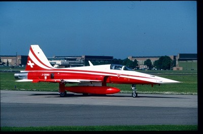 BZ070 ORIGINAL K64 AIRCRAFT SLIDE: Swiss AF Northrop F-5E Tiger II J-3080 PDS