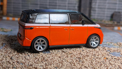 Hot Wheels 1:64 HW Vans Volkswagen ID. Buzz #202 - Custom Wheel Swap