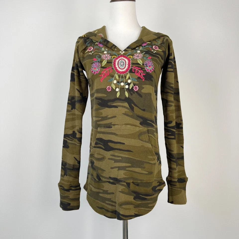 NWOT Johnny Was Axton Thermal Hoodie Camo Embroidered Floral Sweatshirt Sz S - Image 2 of 4