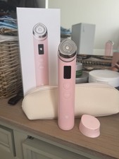 Medicube Age-R Booster Pro Skin Care Device Pink