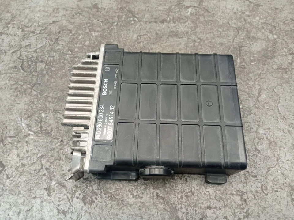 Centralina Motore Per MERCEDES-BENZ 124 STUFENHECK (W124) 0075451432 0280800284 - Immagine 3 di 4