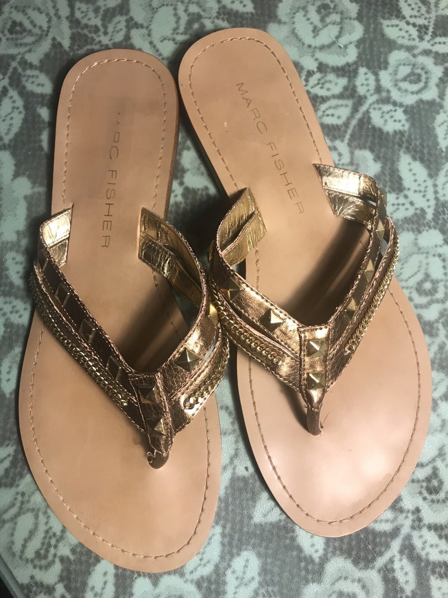 Women's MARC FISHER Metallic Golden Strappy Flat Sandals ShoesSize 9M