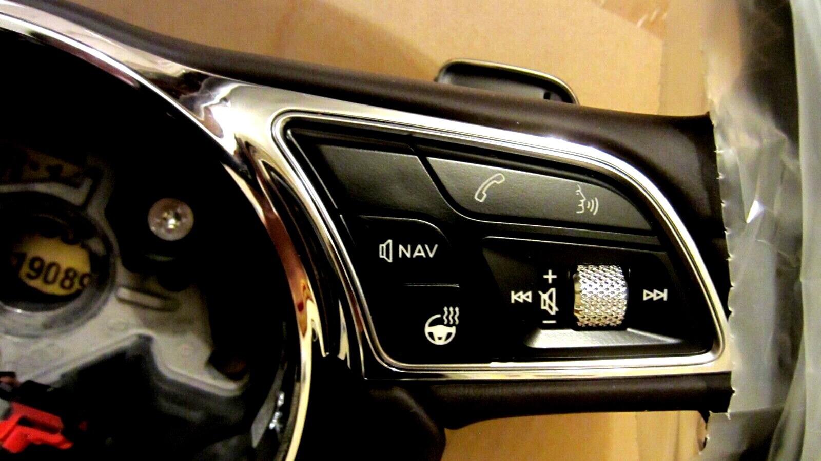 15-20 BENTLEY BENTAYGA  MULTIFUNCTION 3 SPOKE  STEERING WHEEL  PADDLES BRAND NEW