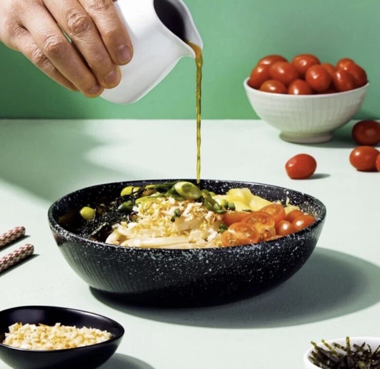 Nongshim Pre-Cooked Udon Savory Soy Premium Noodle Soup Bowl, 9.73oz Ct, 2-Pack