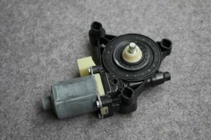 Org Audi VW Skoda Fensterhebermotor 5Q0959801B vorne rechts links Golf 7 A3 8V