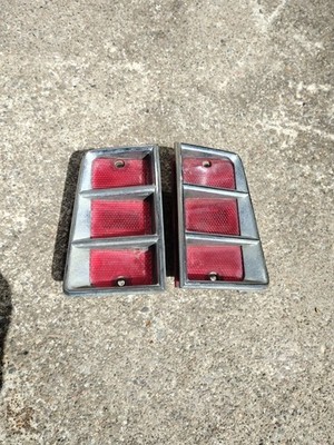Vintage 1975-78 Cordoba Charger Mopar 3798262 Rear Side Marker Light Right Left 