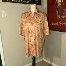 70s vintage Abstract Short Sleeve Button-Up Shirt 31 by 24. Butterfly. So nice.