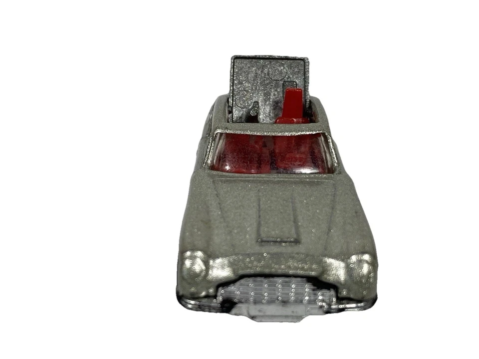 James Bond Aston Martin DB6 1979 Corgi Glidrose & Eon 007 1/64 Scale Silver - Image 3 of 4