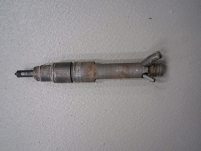 VW Golf IV Bj 1999 Dieseleinspritzdüse Standard 028130202P guter Zustand