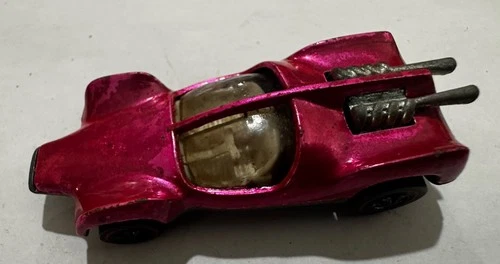 Vintage 1970 Hot Pink Mattel Hot Wheel Mantis Redlines US