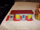 VINTAGE TIN LITHO " WELCOME SERVICE STATION " COIN BANK - PLUS MORE — photo 2