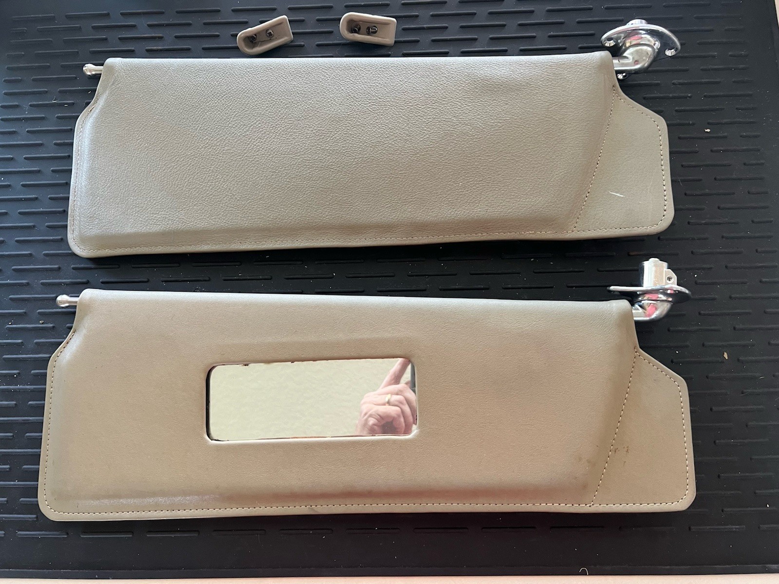 1982 Rolls Royce Silver Spit Spirit Sunvisors Sunvisor 