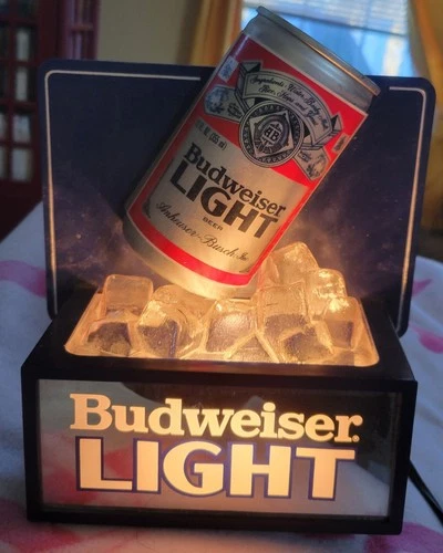 Budweiser Light Beer Display Lamp / Bar Light – Vintage Anheuser-Busch