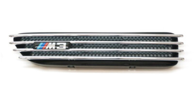  純正　E46 M3 バンパーグリル Genuine BMW E46 M3 2001-2006 Drivers Side Fender Grille