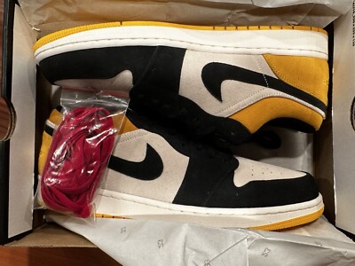 air jordan 1 low university gold footlocker
