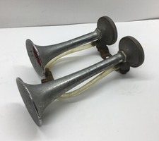 Vintage Look Like Fiamm TA TB Air Horns But Unbranded . B70
