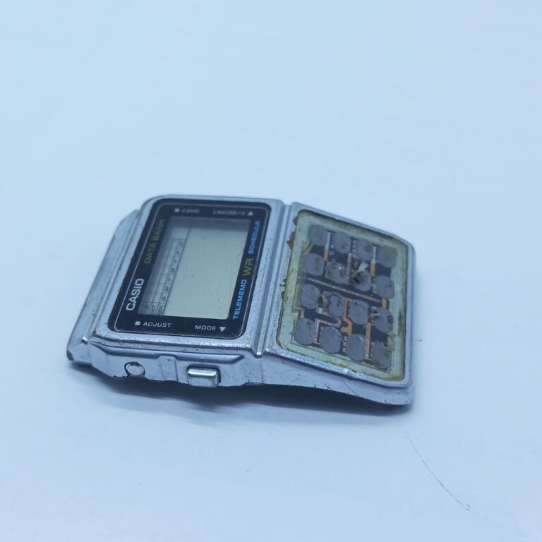 Casio DBC-610 Data Bank Calculator Digital Vintage Men's Watch For