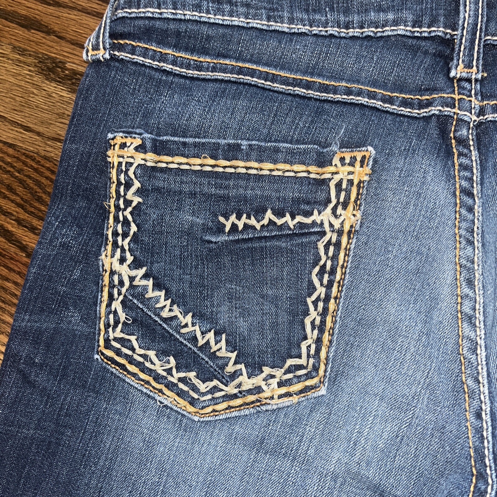 BKE Denim Sabrina Boot Cut Jeans Women's 30x34 Blue Low Rise Dark Wash - View 3