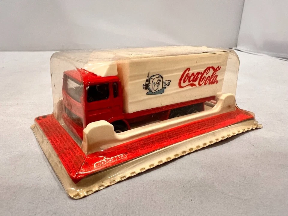 Majorette Coca-Cola Renault Delivery Truck - International Market Variation MIP - Image 3 of 4