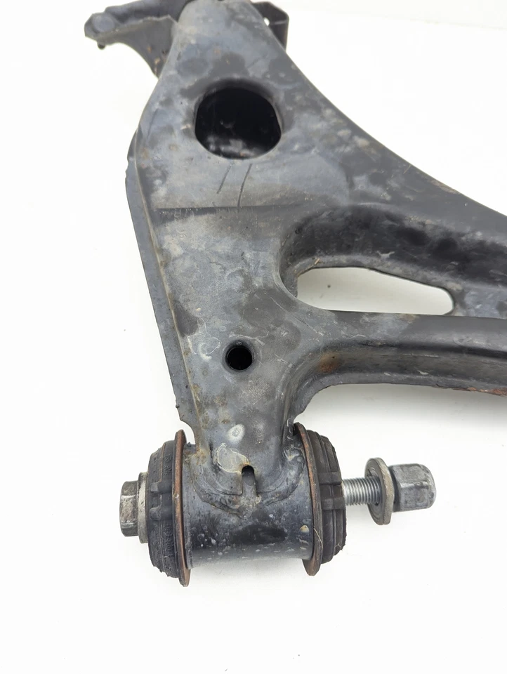 Brazo de control inferior delantero izquierdo mercedes w208 clk320 slk320 97-04 2083301607 Foto 2 de 4