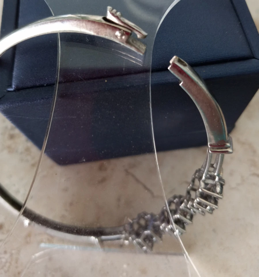  Hermoso Brazalete Plateado AZUL Tanzanita .925 Plata Esterlina Floral Racimo Foto 4 de 4