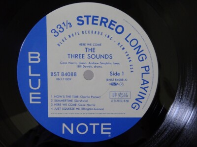 邦楽 vhbn The 3 Sounds Here We Come Blue Note BNJ-71009 Japan promo